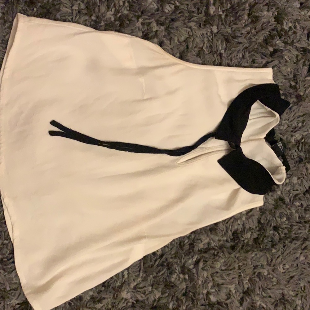 blouse without any details